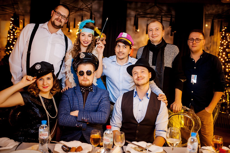 Команда компании празднует Новый год в ресторане Актау